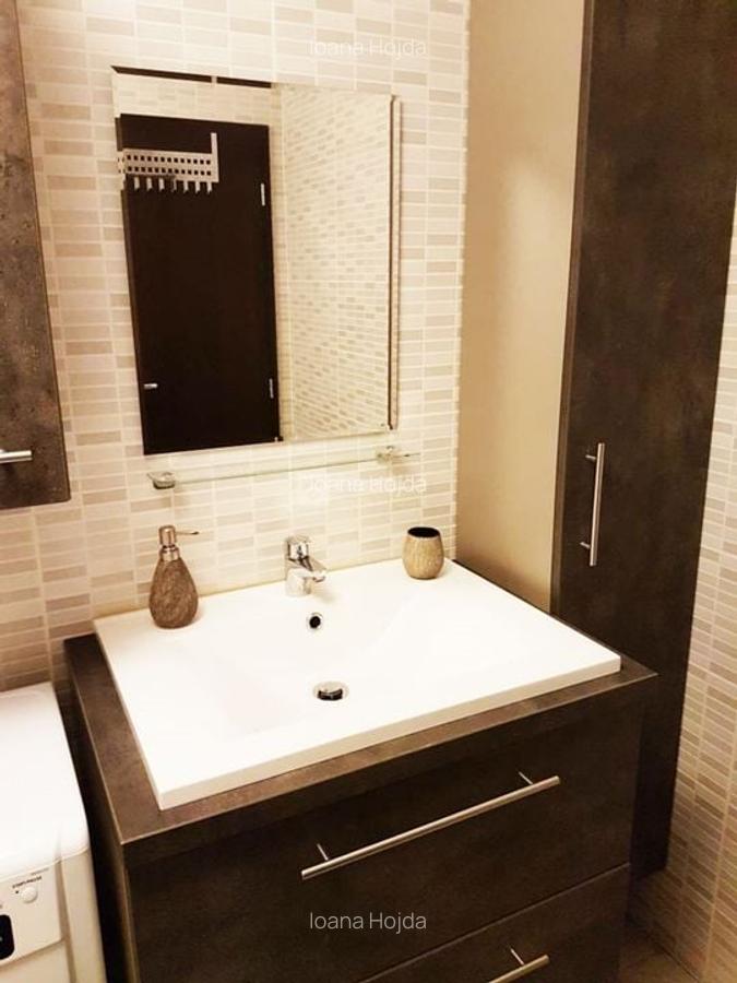 Apartament cu 3 camere semidecomandat, mobilat în Central - 10