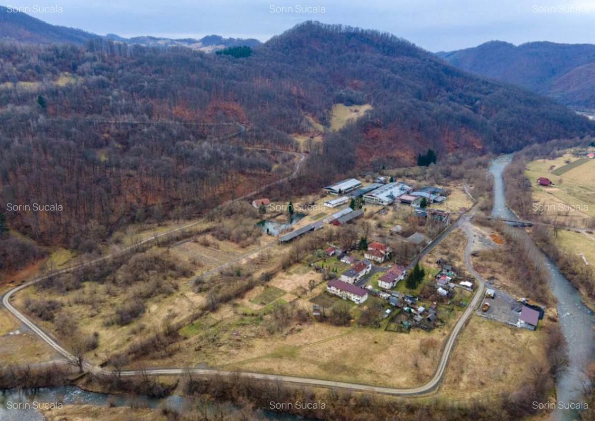 Teren ?i spa?ii industriale, com. Negreni, sat Bucea, jud. - 7