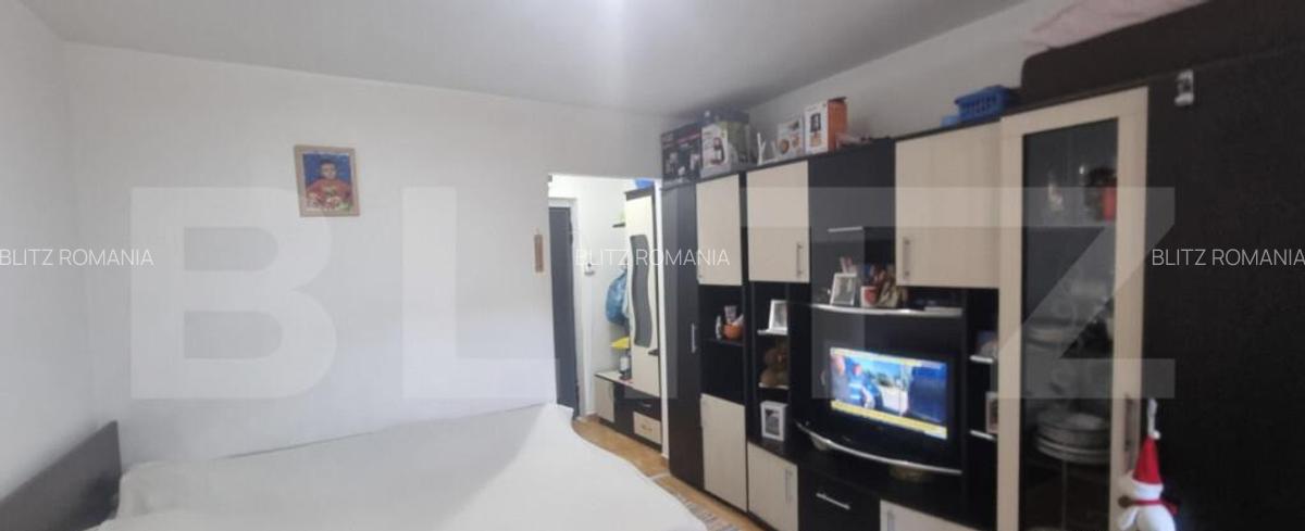 Garsoniera de Vanzare : Decomandat - Baie, Balcon si Bucatar - 8