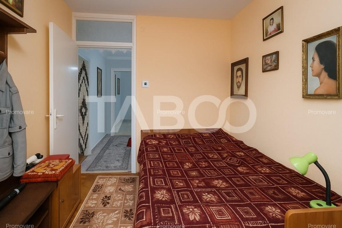 3 camere decomandate de vanzare la etajul 2 cu balcon si pivnita - 4
