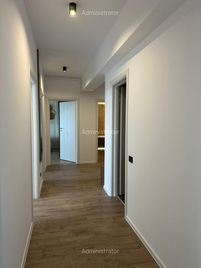 Apartament modern cu 3 camere, doua bai, etaj 4/6 (cu lift), prima inchiriere - 12