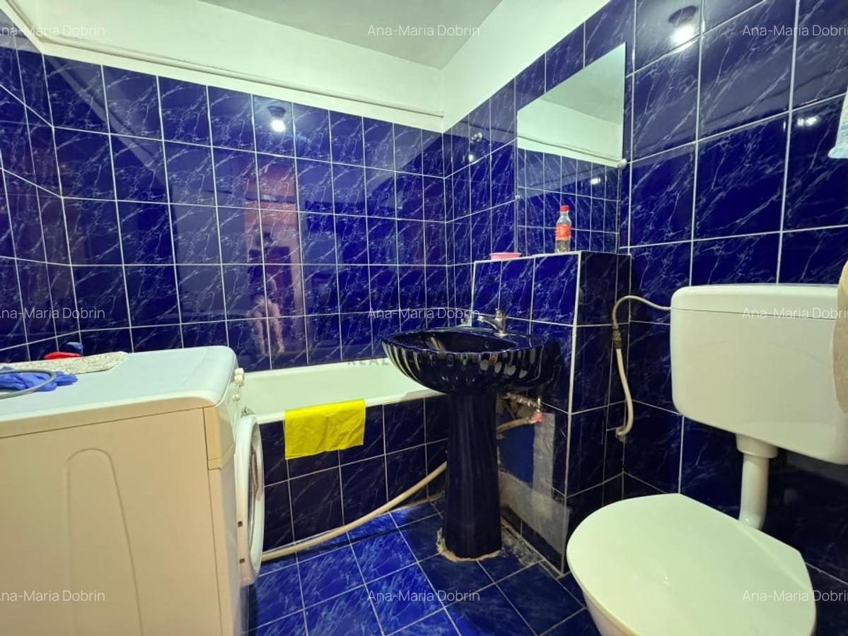 Apartament 3 camere, decomandat, Str. Fanionului 25, Craiter - 11