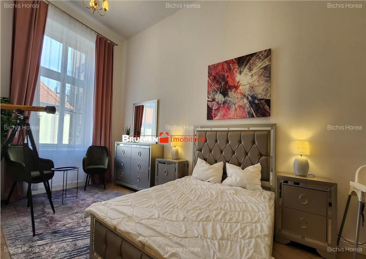 Apartament modern cu 2 camere si parcare privata, situat pe - 11
