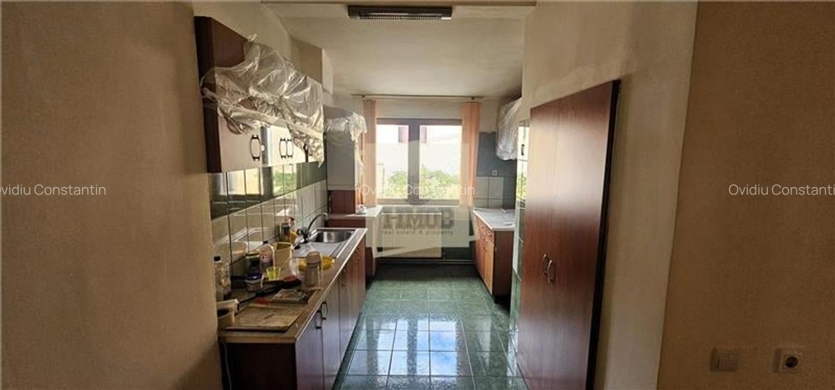 Proprietate cu potential | Casa trainica cu pivnita si pod | Lazaret - 5