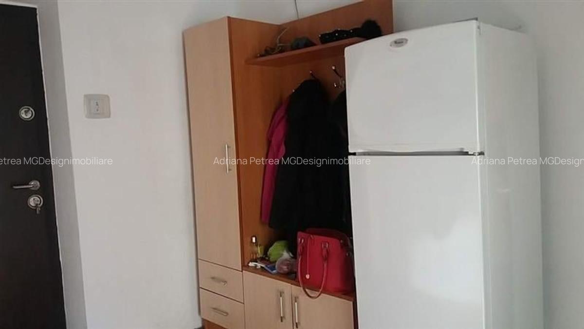 2 cam decomandat  Circumvalatiunii-Mall centrala proprie - 6