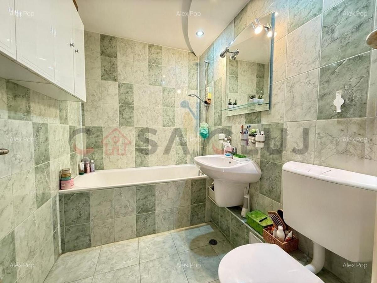 3 camere decomandate, la cheie, etaj intermediar, Lidl Mărăști!! - 4