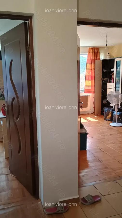 Vand ap.3 camere,decomandat - 6