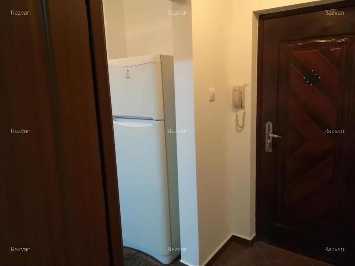 Inchiriez apart 2 camere decomandat zona Granitul Pantelimon - 8