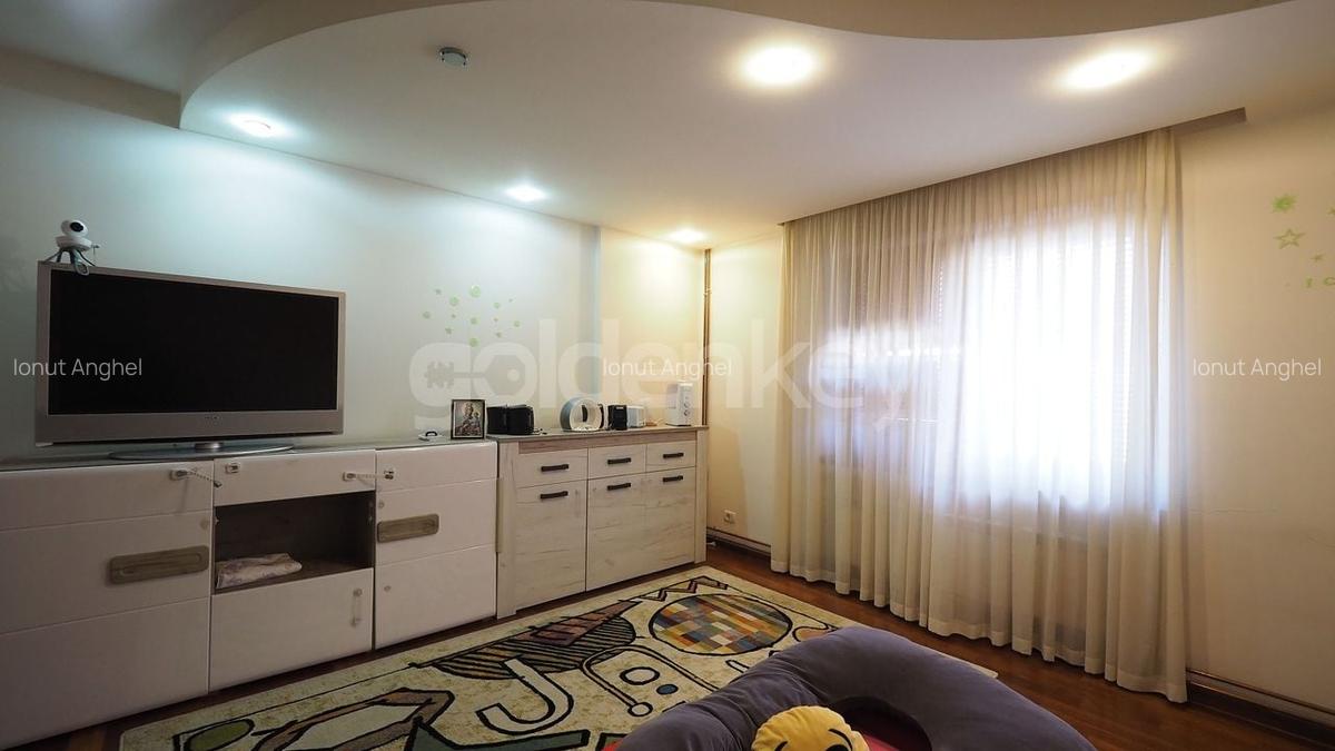Casă cu 9 camere în Floreasca - 18