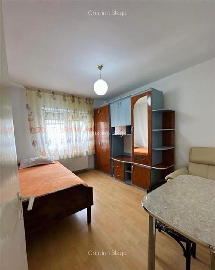 Apartament cu 3 camere decomandat în Rogerius - 5
