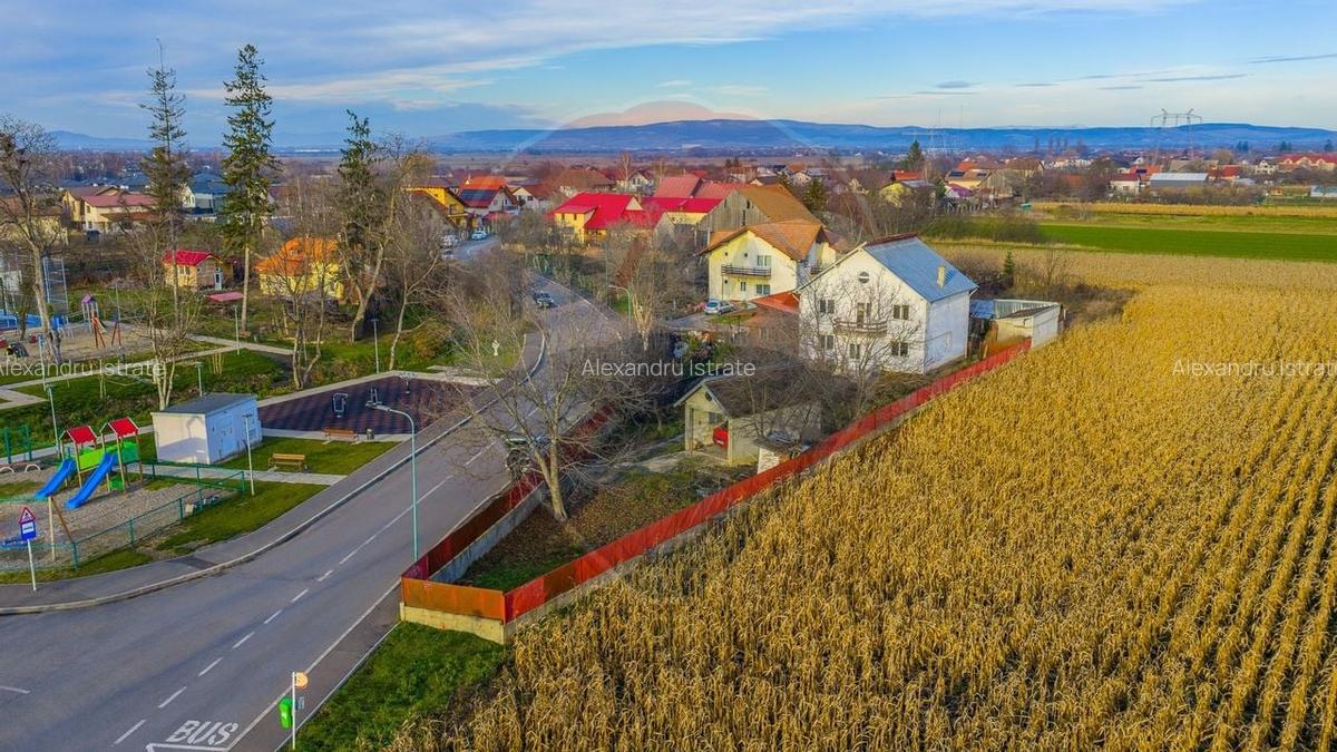 Casa de vanzare | 5 camere | Teren 1,100 mp | STUPINI | COMISION 0% | - 39