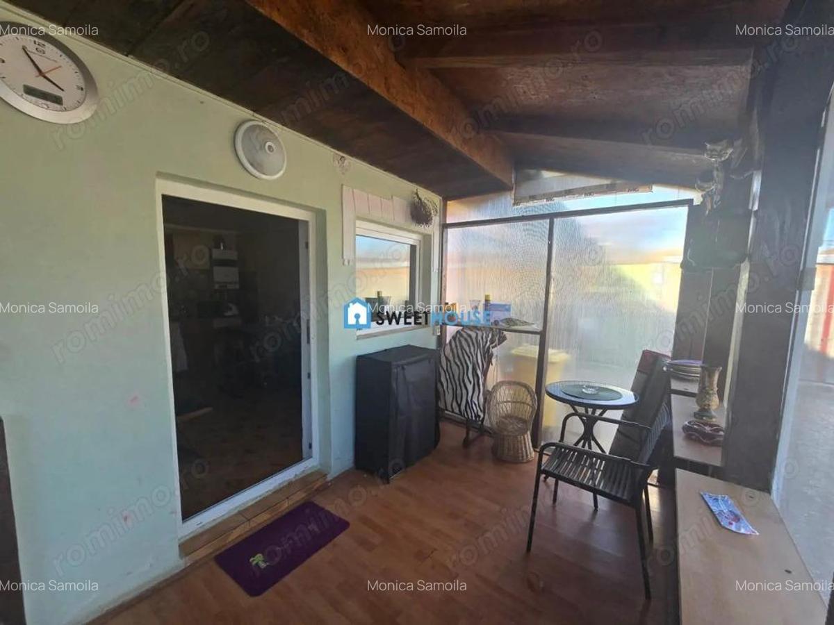 Casa de vanzare in zona centrala Oltet - 10