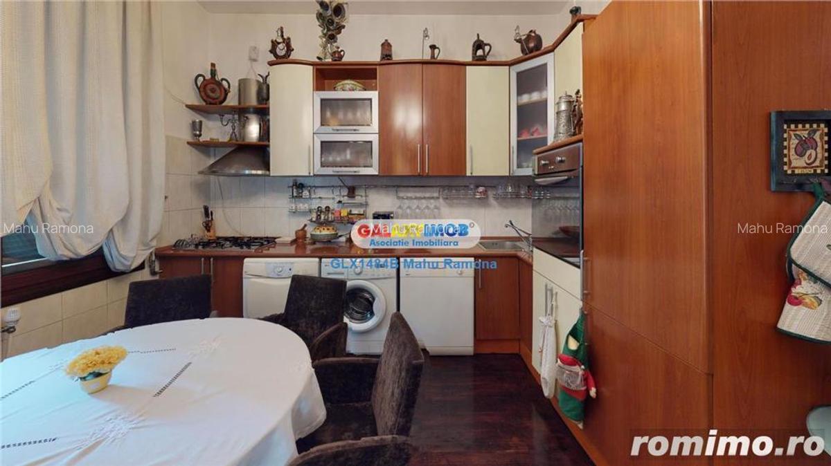 Vila superba, 9 dormitoare, pretabila pentru pensiune, Sinaia - 3