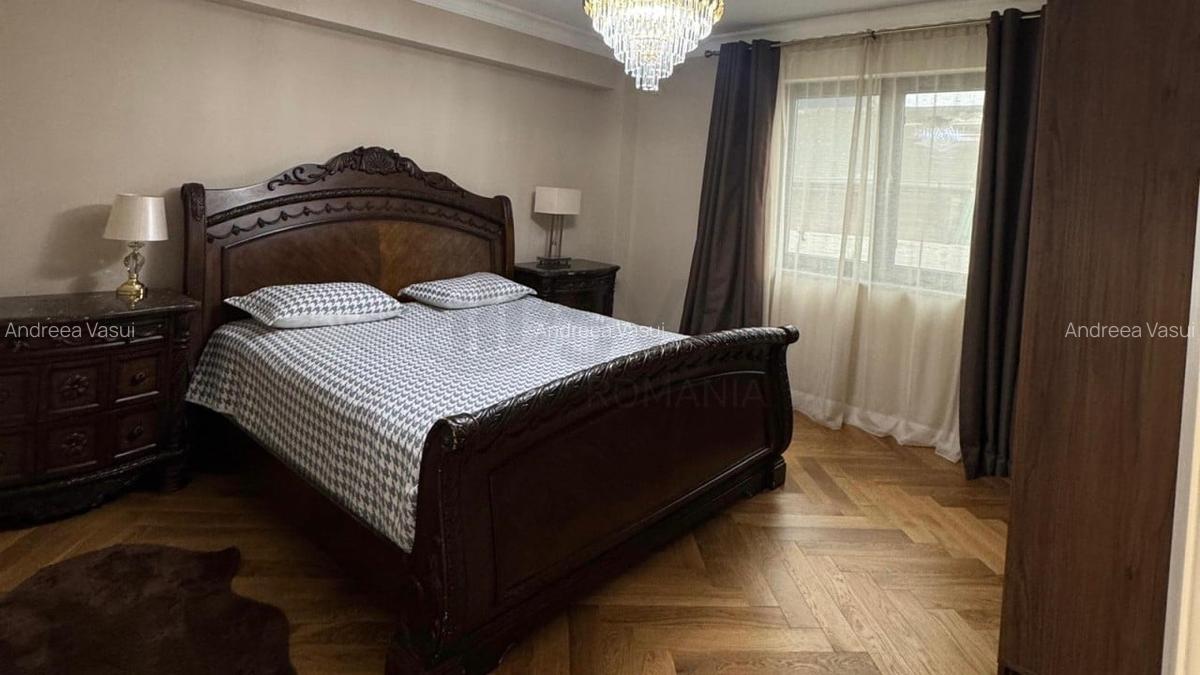 Apartament cu 4 camere decomandat în Aviației - 3