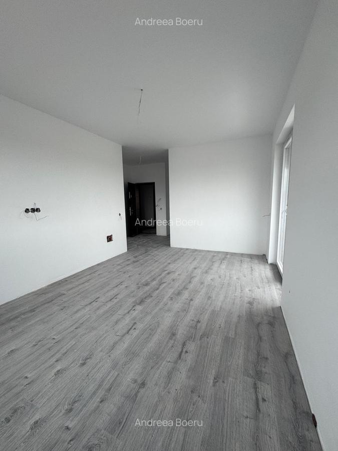 VANZARE APARTAMENT DECOMANDAT-48 MP-BALCON-COMISION 0% STATIE STB LANGA BLOC - 2