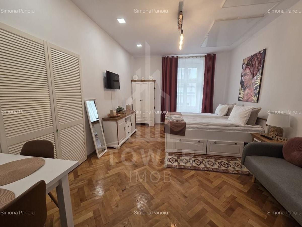 Garsonieră exclusivistă în Piața Mare cu vedere directă la Bradul de Crăciun - 3