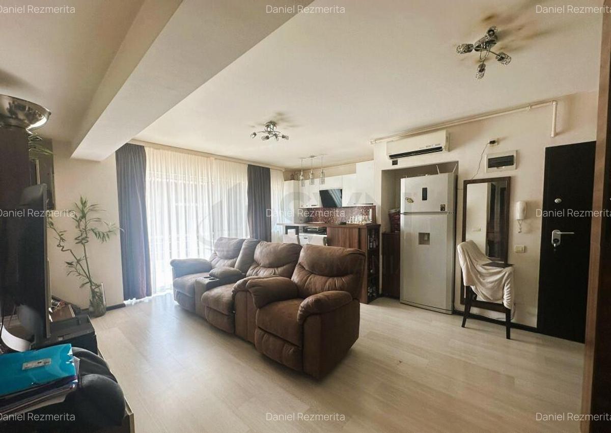 3 Camere l Priveliste Libera l Damaroaia - 1