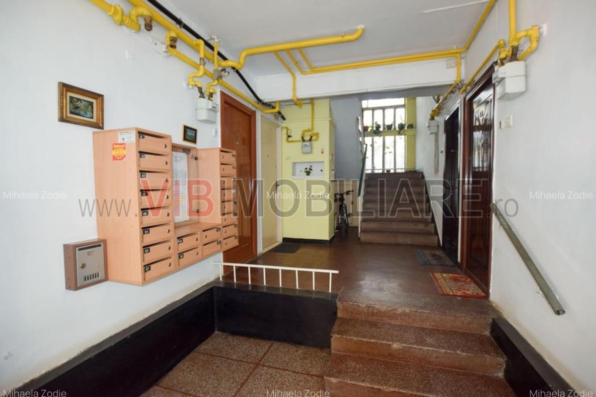 Metrou Eroii Revolutiei - Str Scarlat Otulescu - 2 camere - mobilat/utilat - 9