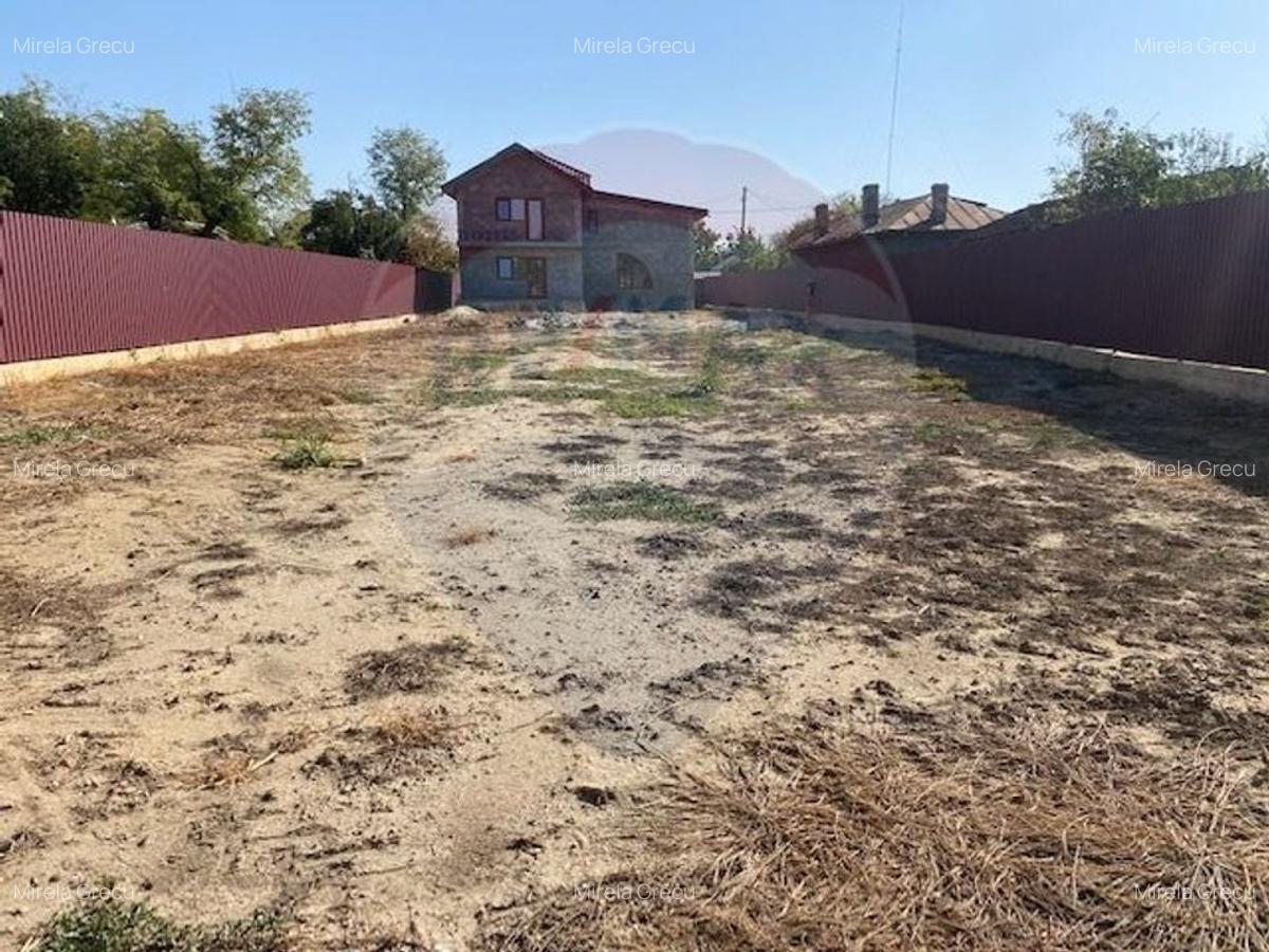Vanzare vila cu 5 camere-Comuna Lunguletul/ Judetul Dambovita - 2