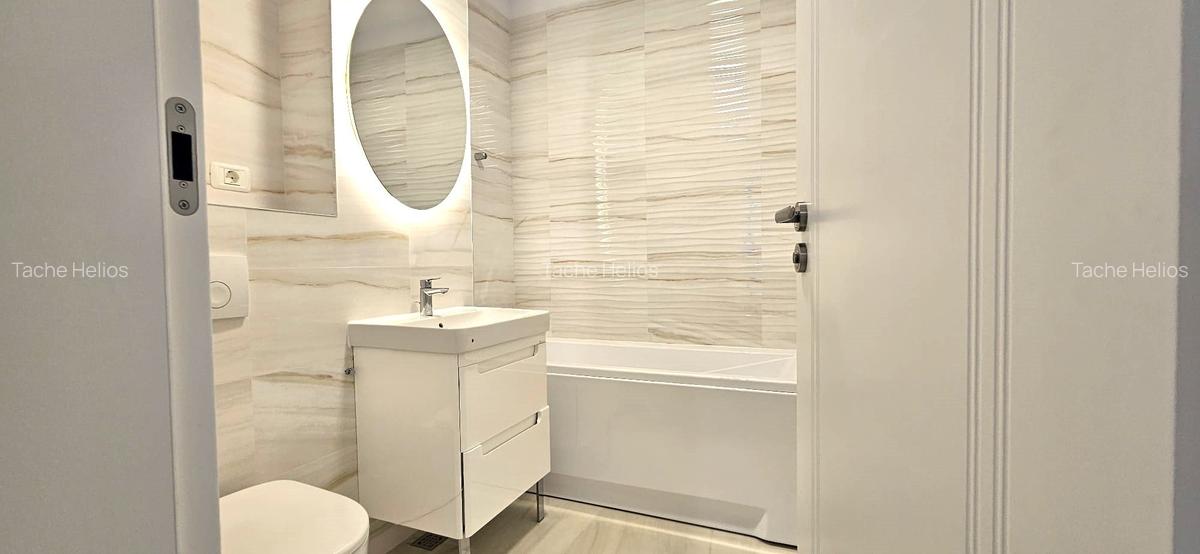 Apartament nemobilat su.83mp. pt.Birouri sau de locuit- zona Trocadero - 9