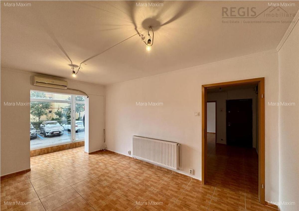Spatiu comercial de inchiriat cu vitrina si - 2
