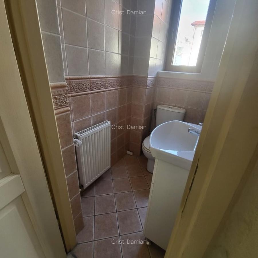 Vila boiereasca, superba, strada, linistita, nelipita de vreun alt imobil - 18