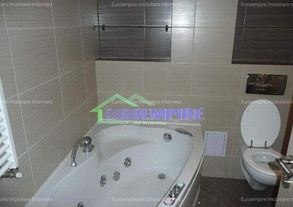 Apartament 3 camere de inchiriat in centrul Constan?ei - 6