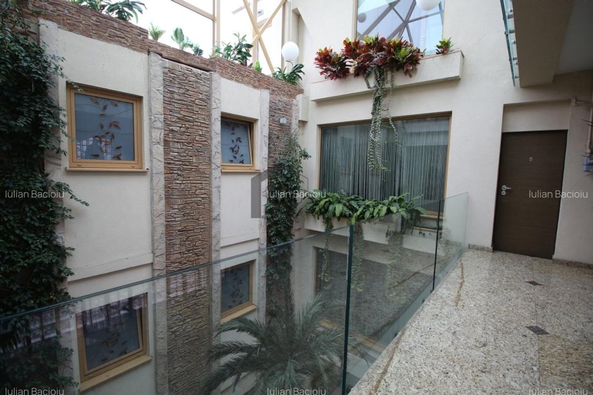 Apartament 3 camere 2 bai lux parcare subterana termen lung zona KM 5 - 14