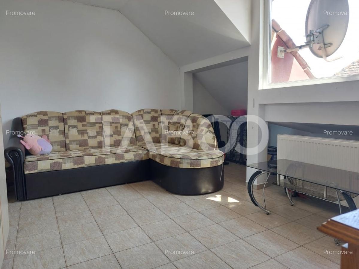 Apartament decomandat 3 camere zona centrala Cisnadie de vanzare - 9
