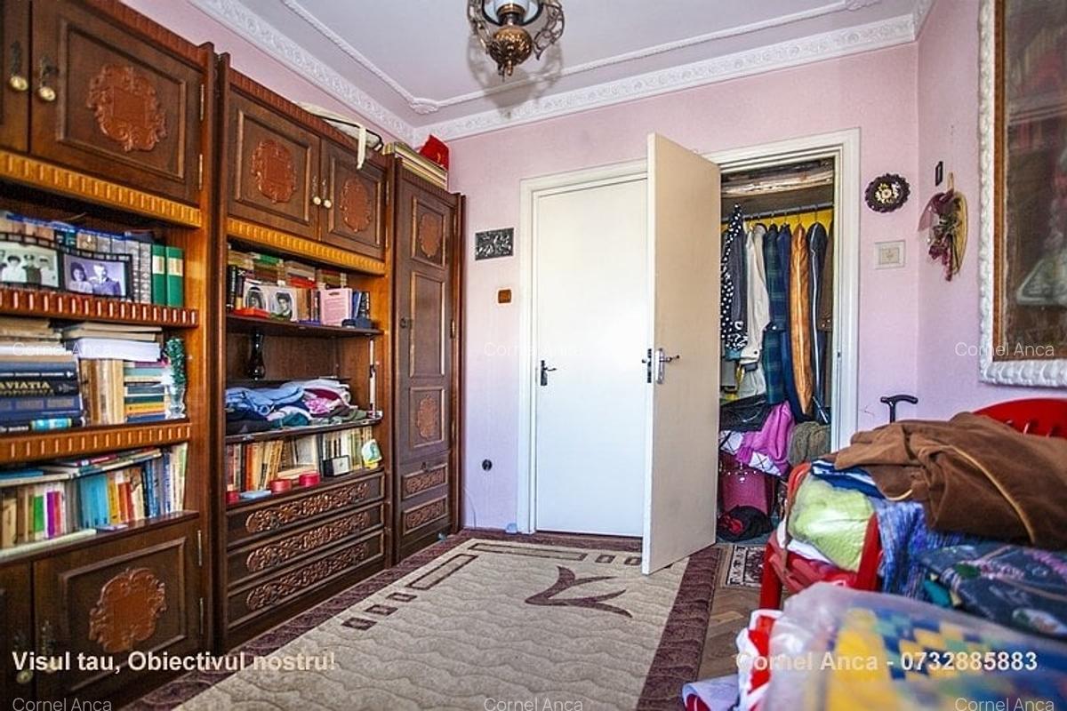 Apartament cu 3 camere in Constanta, zona Casa de Cultura, decomandat - 8