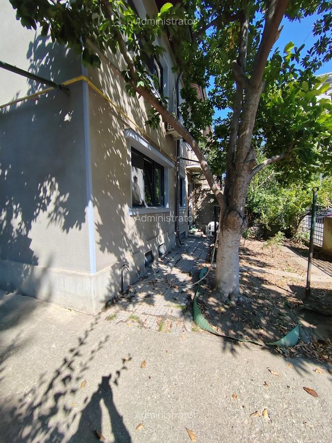 Zona Bd. Lacul Tei vila 7 camere disponibila pentru inchiriere. - 1