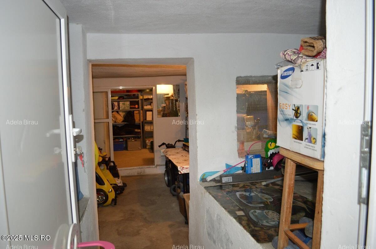Pitesti - Slava, casa pe parter, teren 634 mp! - 32