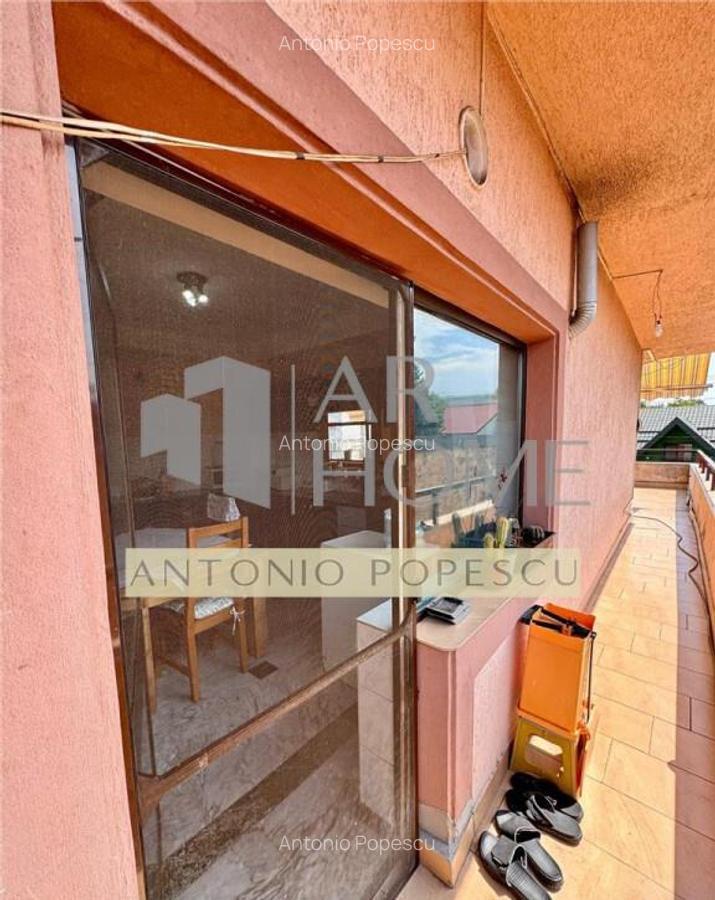 Apartament 4 camere, terasa 49,5 mp, an 2010, Ploiesti, Bd. - 18