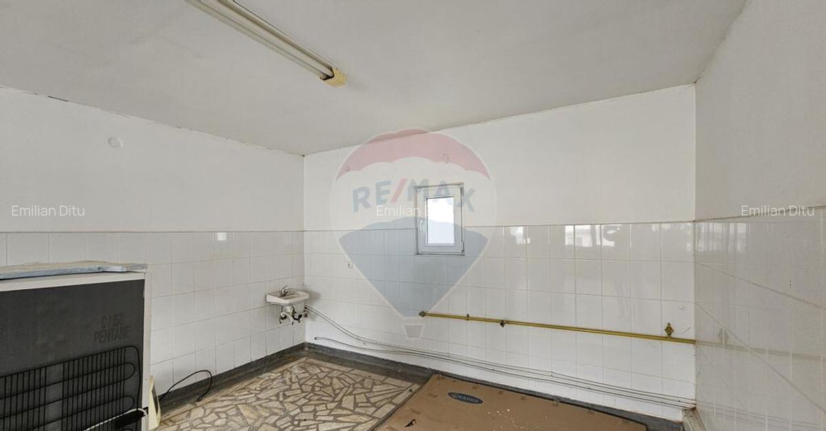 Complex comercial de 340mp in zona Obcini-Suceava - 9