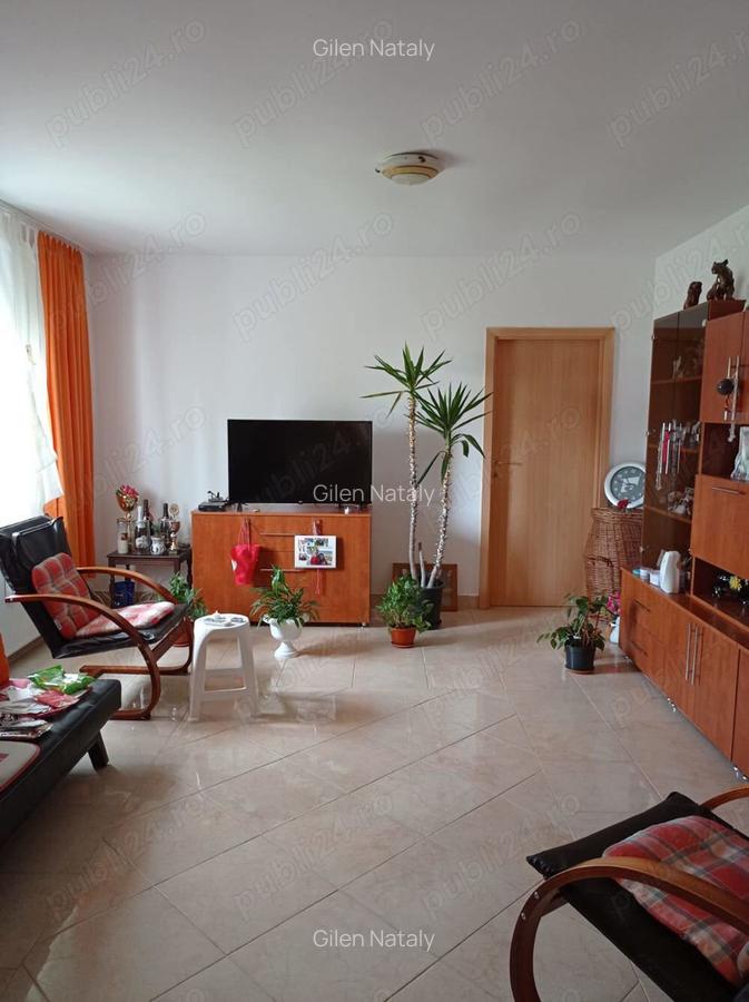 Vand casa caramida - 2 Vand casa caramida - 2