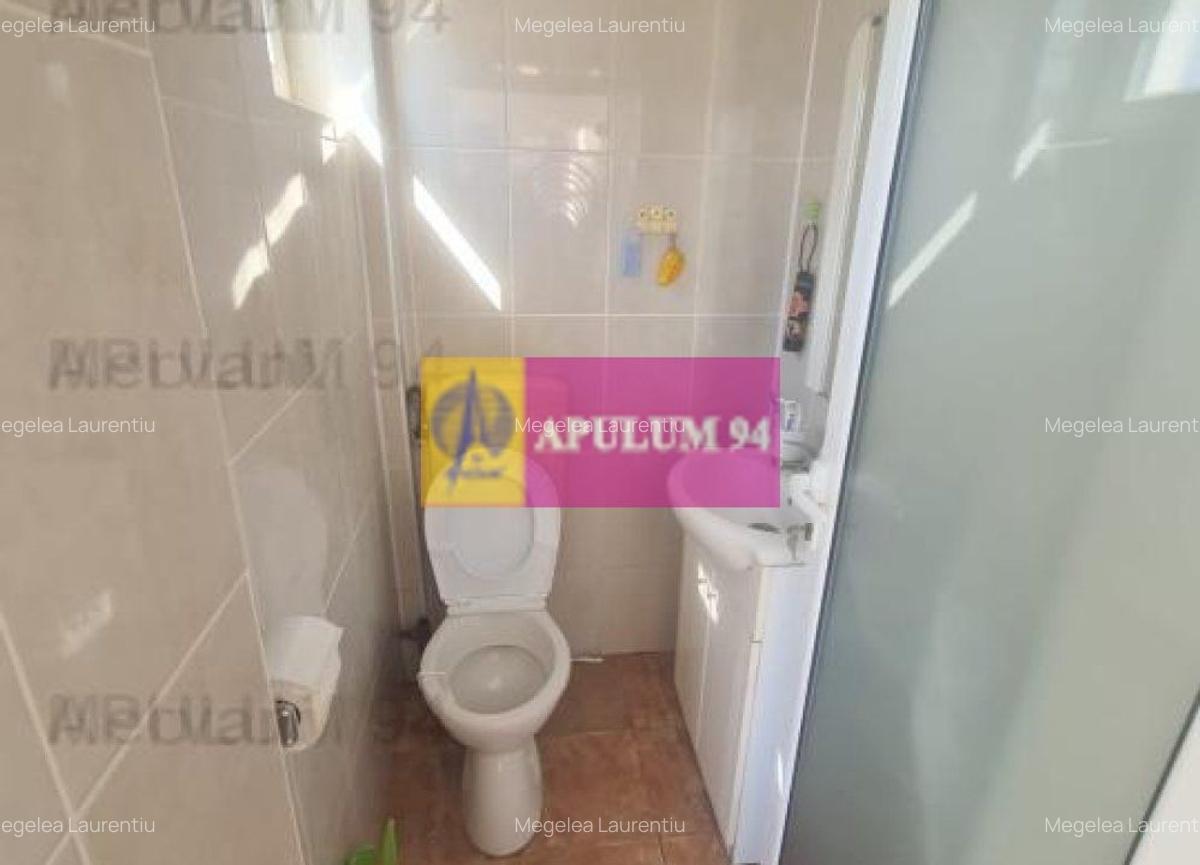 CASA (VILA) DE VANZARE IN CORNU - 12