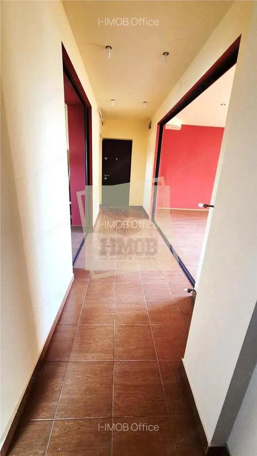 Apartament cu 3 camere 2 balcoane si parcare in Turnisor - 10