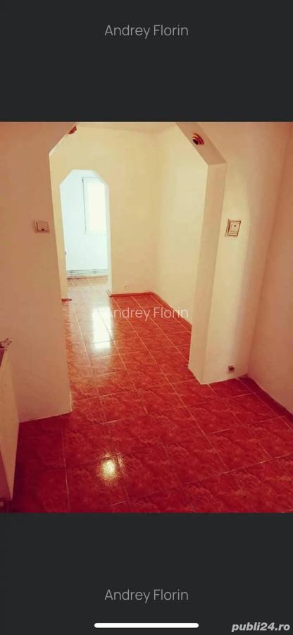 Vand apartament 2 camere sau schimb cu unul mai mare, ofer diferen?a. - 3 Vand apartament 2 camere sau schimb cu unul mai mare, ofer diferen?a. - 3