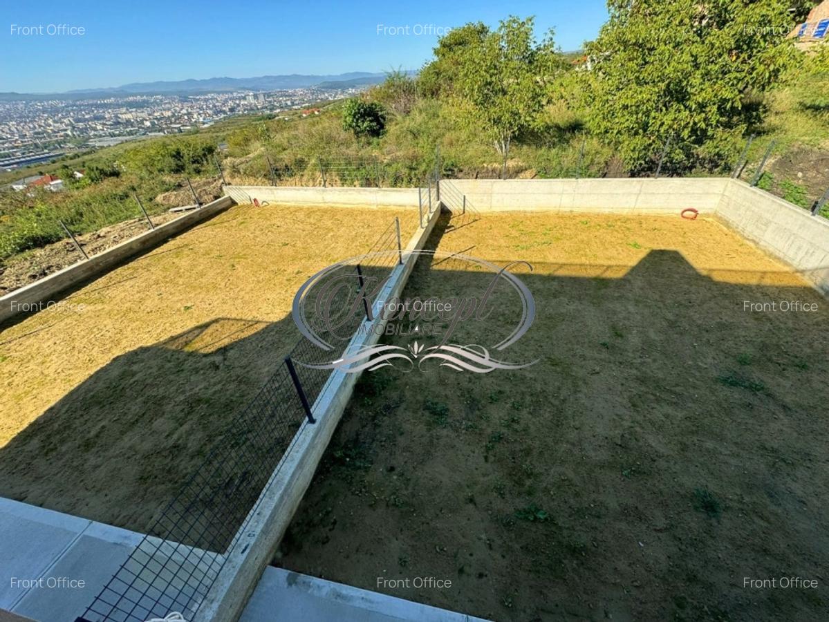 Duplex premium cu terasa rooftop si garaj in Voronet - 6