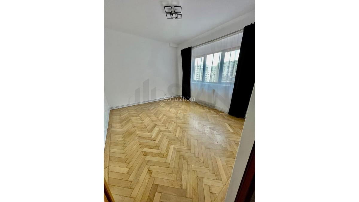 REA1019435 Apartament 3 camere Piata Muncii - 5