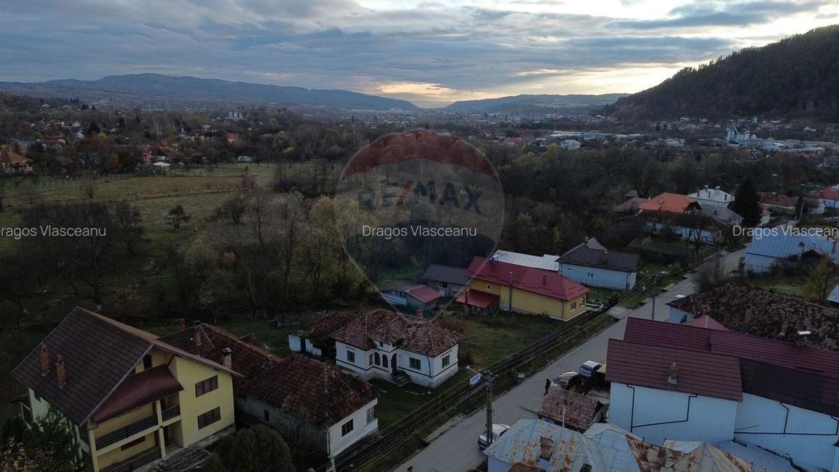 Casa si teren de vanzare in Leresti la super pret - 11