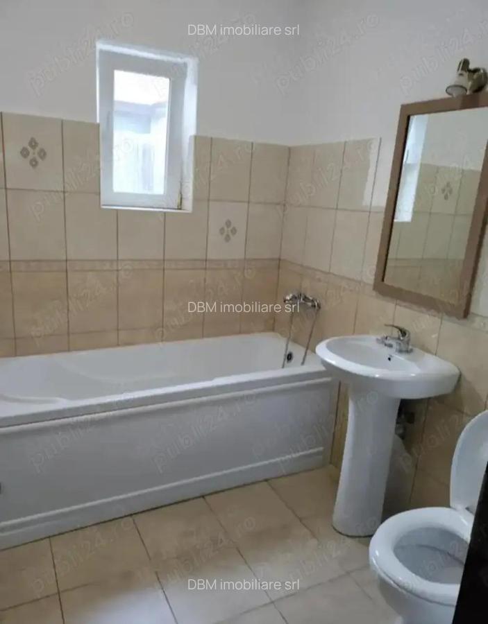De inchiriat casa nemobilata zona Lipovei - 10