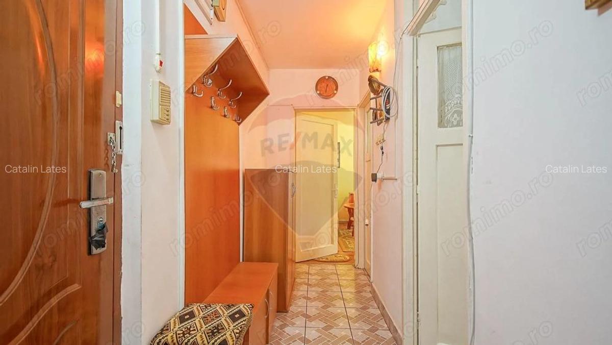 Apartament 3 camere, complet mobilat, la 1 minut de Pia?a Astra - 7 Apartament 3 camere, complet mobilat, la 1 minut de Pia?a Astra - 7
