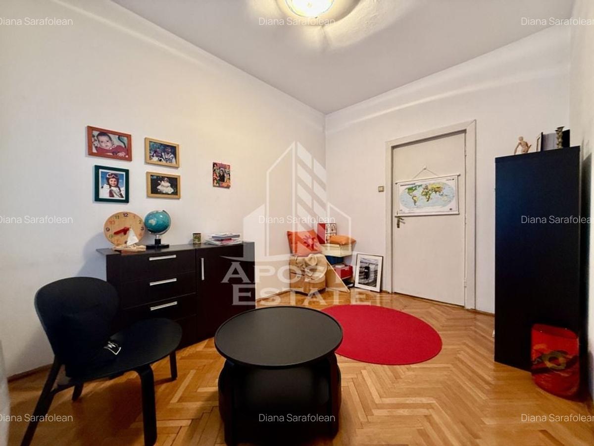 Apartament 5 camere, decomantat, etaj 1, garaj, zona Universitatilor - 13