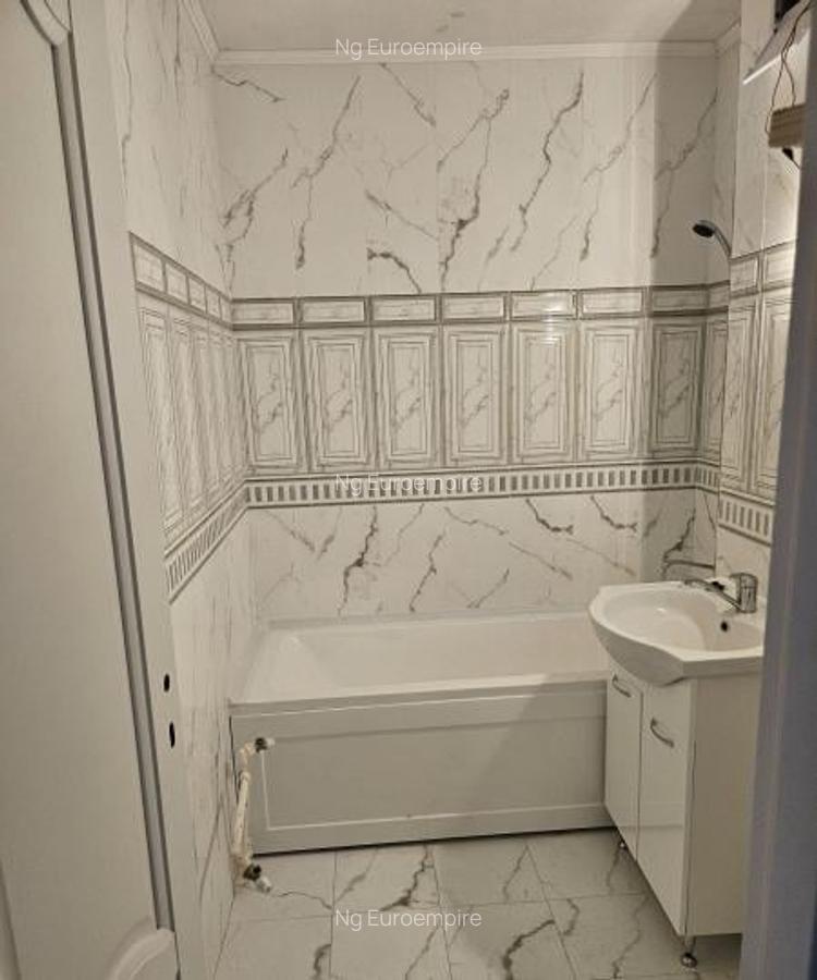 Apartament 2 camere decomandate zona Far Constanta - 4
