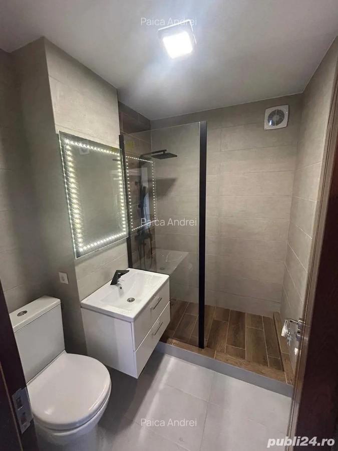 Apartament 3 camere semidecomandat Micro 3 - 2