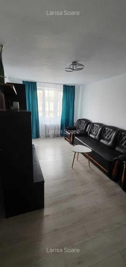 3 camere | decomandat | bloc an 1985 | 950 m Metrou Crangasi - 1