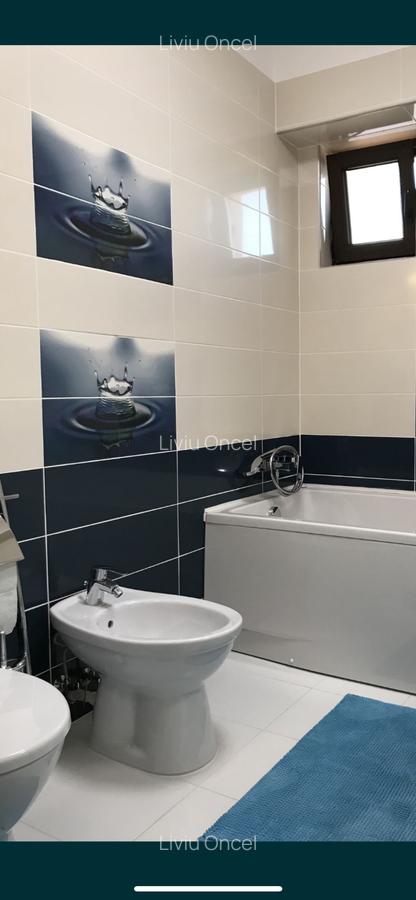 Apartament cu 3 camere decomandat în 1 Mai - 5