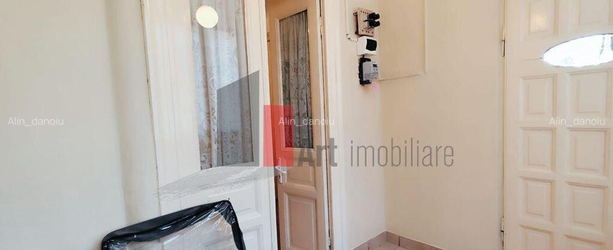 Casa de vanzare + teren in zona Jiului (Bucurestii Noi) - 28