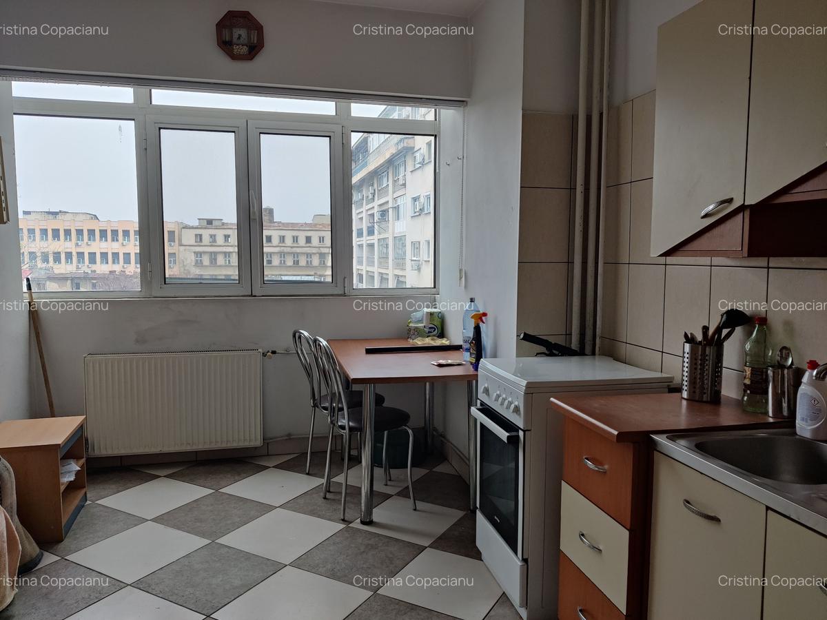 Bd. Unirii, bloc stradal, garsoniera mobilata si utulata - 6